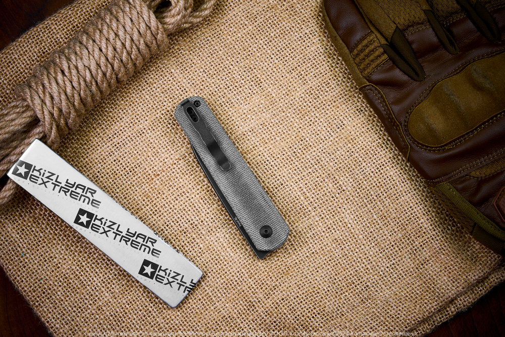 Складной нож Kizer Feist XL сталь 154CM BlackWash рукоять Микарта