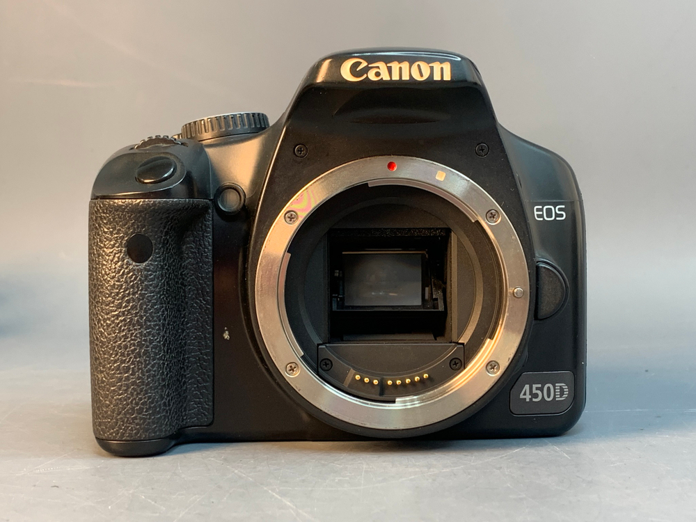 Canon EOS 450D Kit 18-5mm 25000 кадров пробега