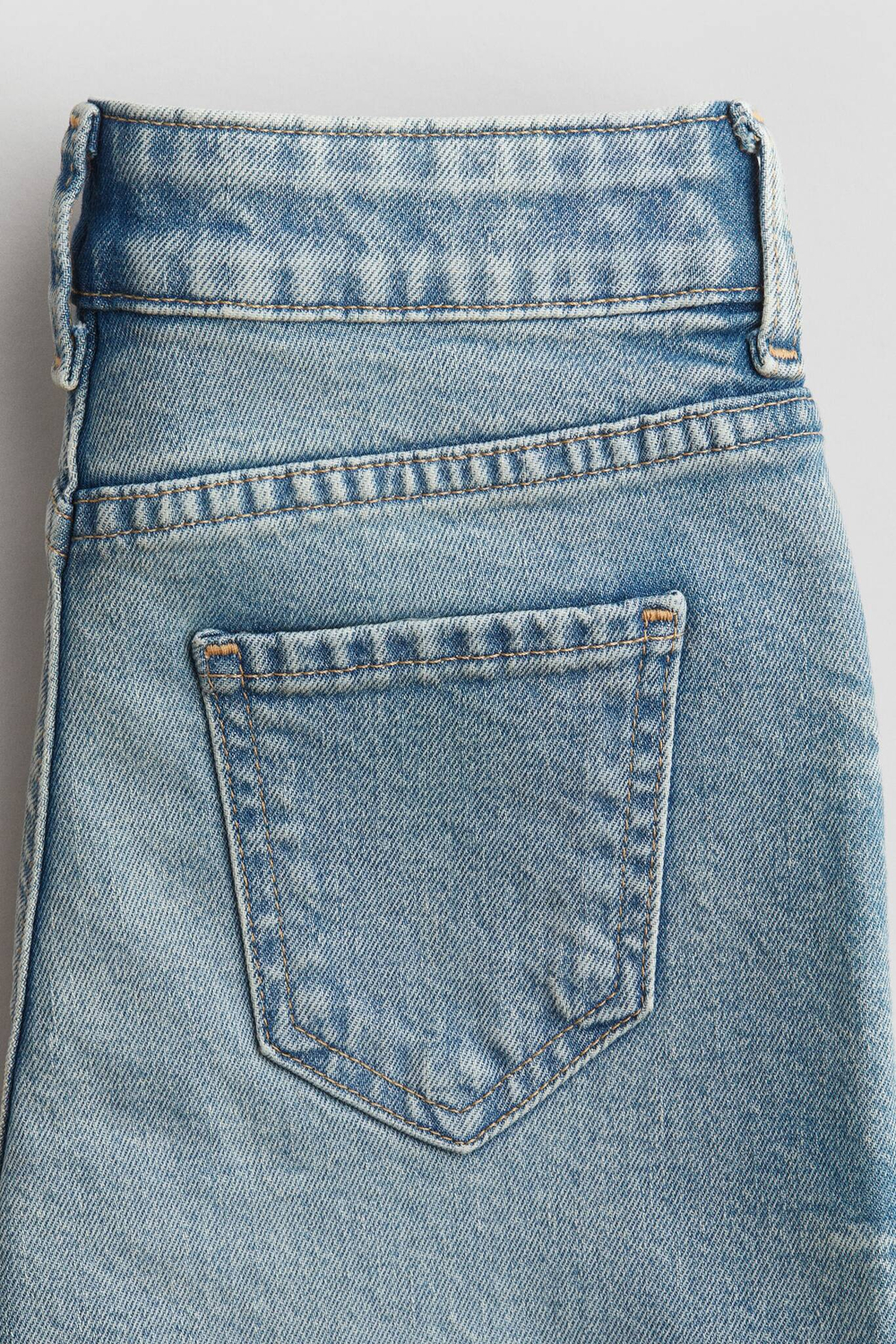 H&M Джинсы Baggy Fit Bootcut, выцветший синий