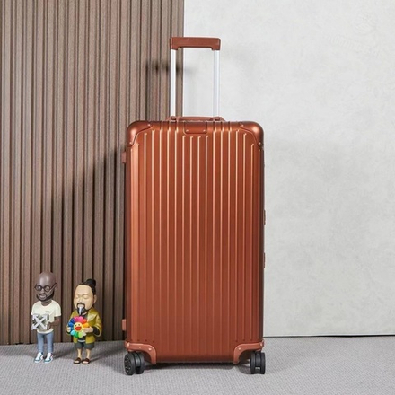 Дорожный чемодан Rimowa Trunk Plus