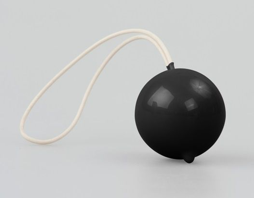 Чёрный вагинальный шарик Geisha Super Ball (Цвет: черный)