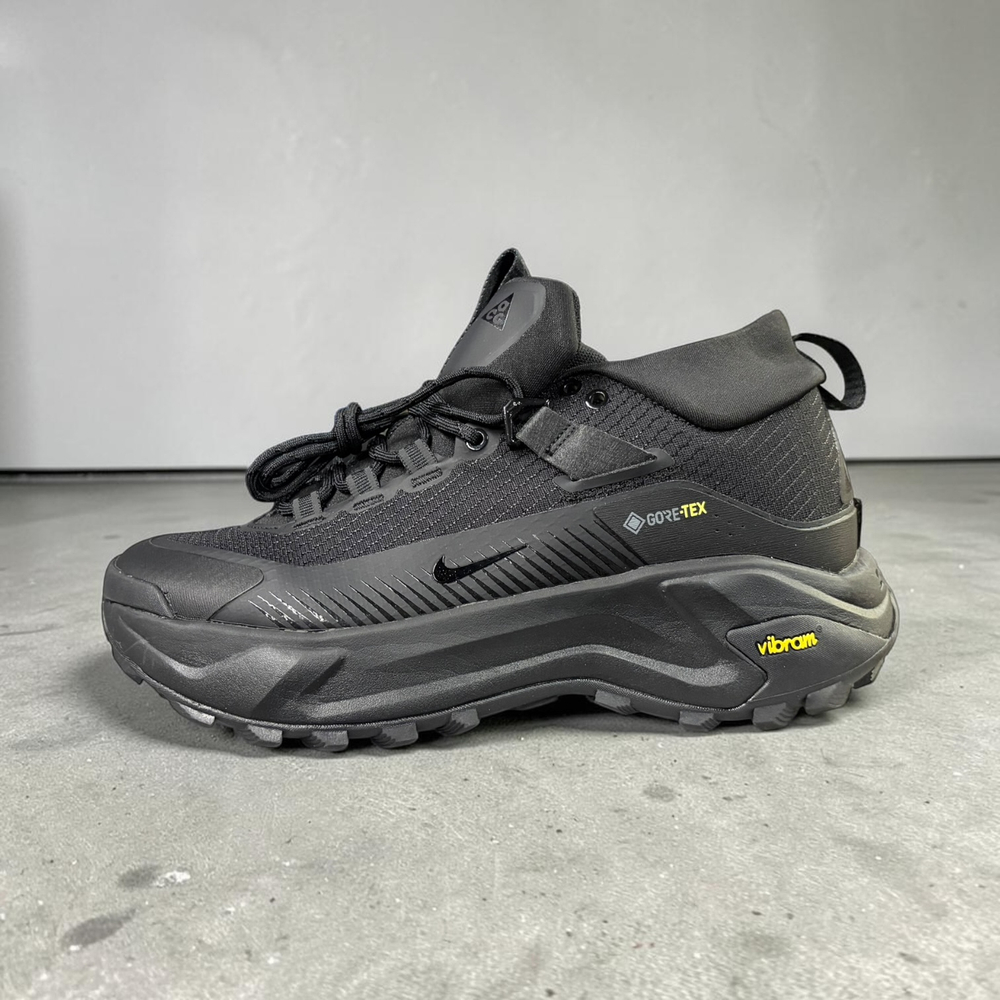 Nike ACG ZoomX Gore-Tex • Black