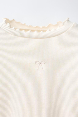 ZARA ФУТБОЛКА В РУБЧИК С ВЫШИВКОЙ, ЭКРЮ