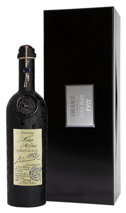 Коньяк Lheraud Cognac 1982 Fins Bois п/уп (дерево), 0.7 л