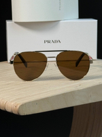 Солнцезащитные очки Prada