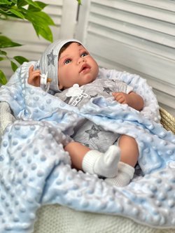 Кукла для девочки 45 cм Лука мягконабивная с пледом  (1245K)