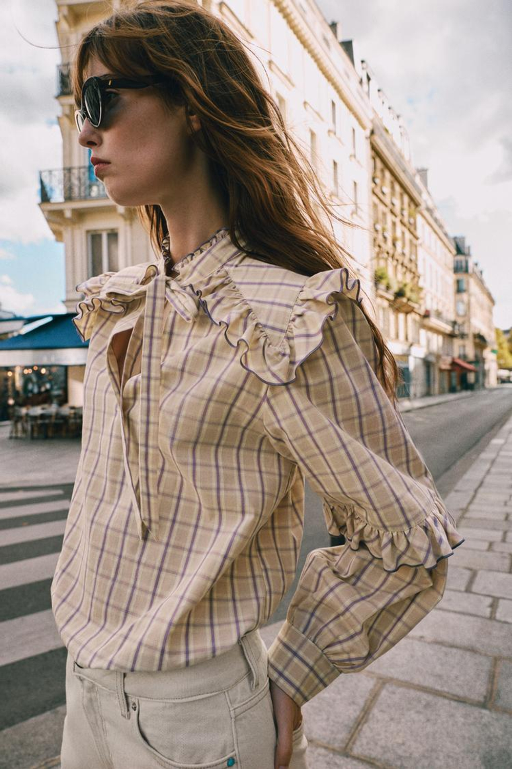 ZARA БЛУЗА В КЛЕТКУ С ВОЛАНАМИ, ЦВЕТ МАЛЬВЫ