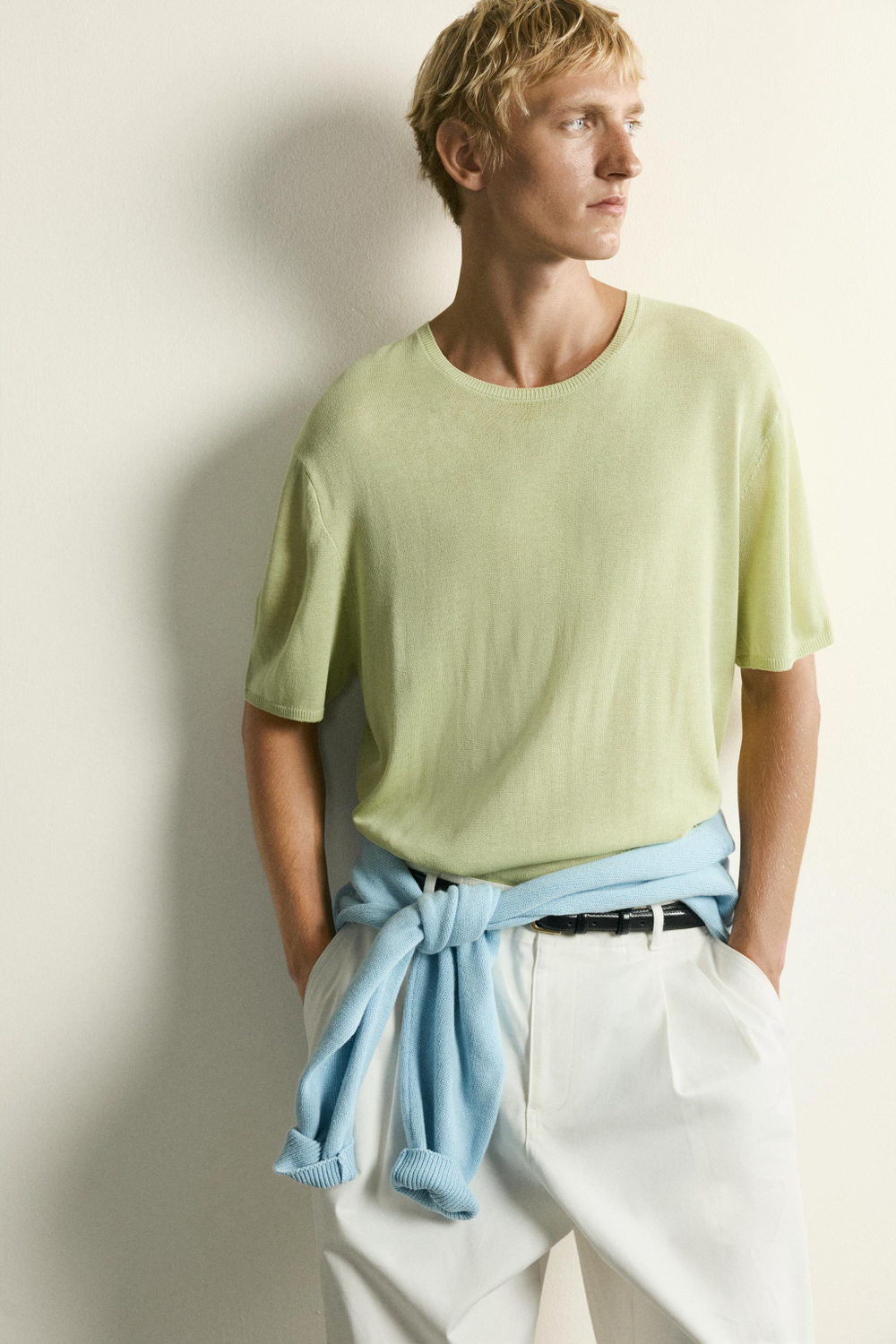ФУТБОЛКА ИЗ ЛЕГКОГО ТРИКОТАЖА RELAXED FIT — ZARA