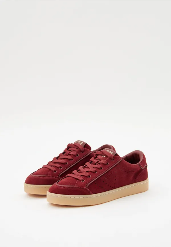 Кеды женские GUESS JHELL2