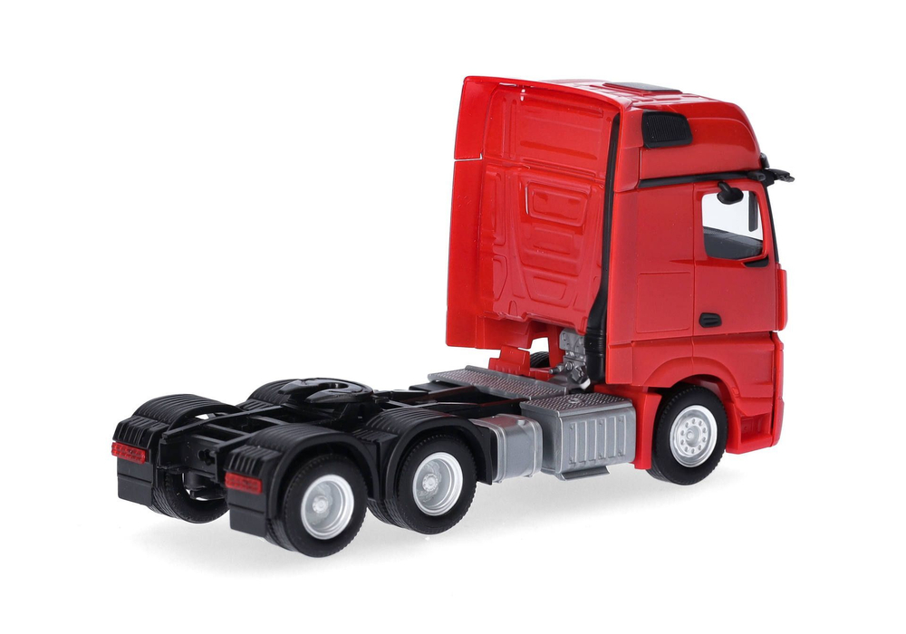 Тягач Mercedes-Benz Actros L Gigaspace 3-осный (6x4), красный