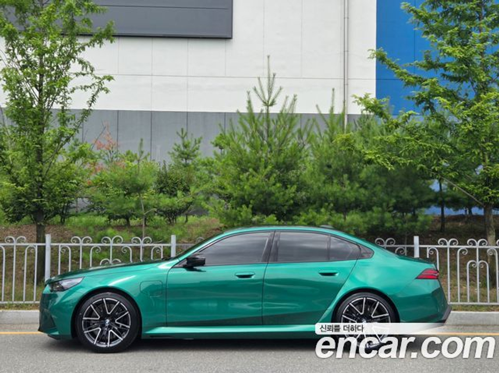 BMW M5 M5 Sedan — 2026