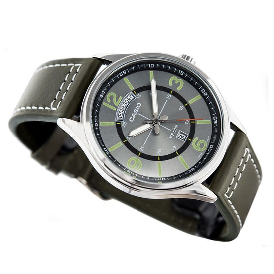 Мужские японские наручные часы Casio MTP-E129L-3AVDF