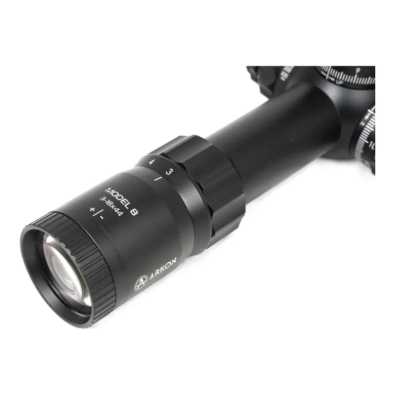 Оптический прицел ARKON Model B 3-18х44 / Аркон Модель Б 3 18 44 - крупный план окуляра и маркировки
