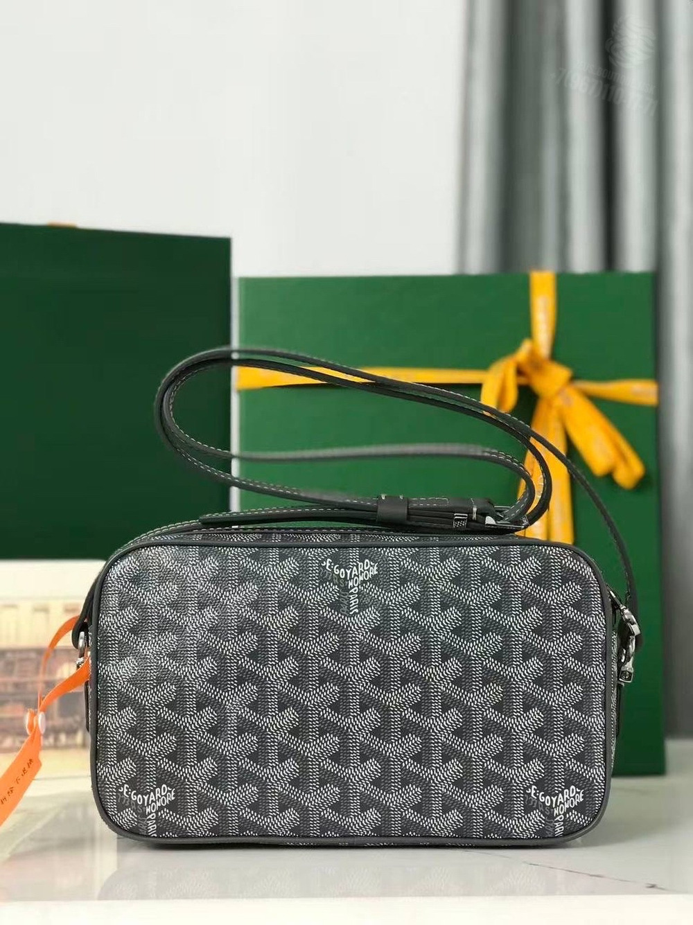 Сумка через плечо Goyard Car-Vert PM