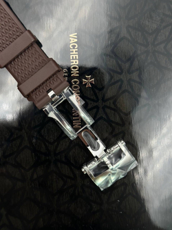 Часы Vacheron Constantin Overseas