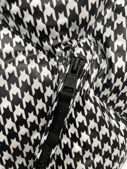 Пуховик Moncler
