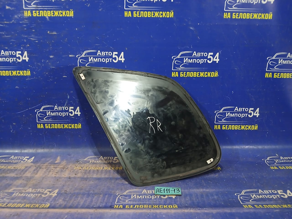 Стекло багажника правое TOYOTA SPACIO 1998