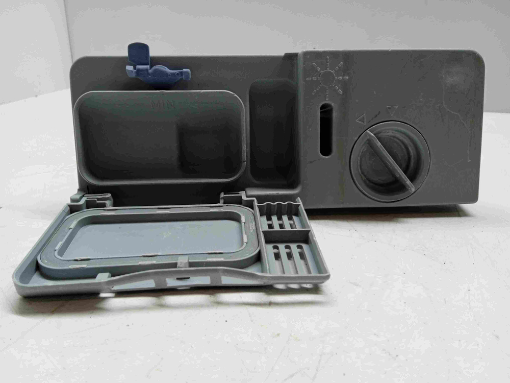 LST53977X ктп29 Дозатор моющих средств для посудомоечной машины Indesit LST53977X б/у