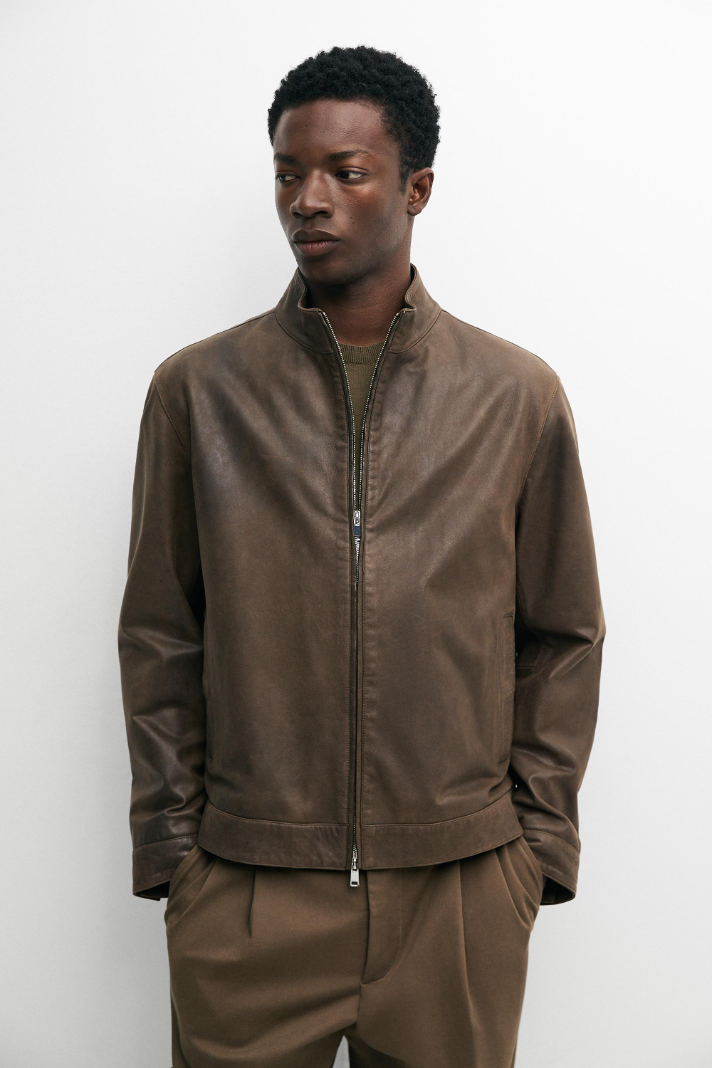 Massimo Dutti Куртка из кожи наппа с воротником, хаки