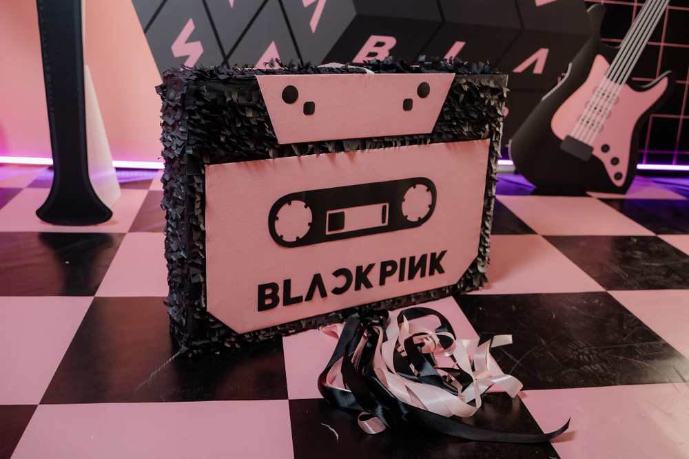 Black Pink