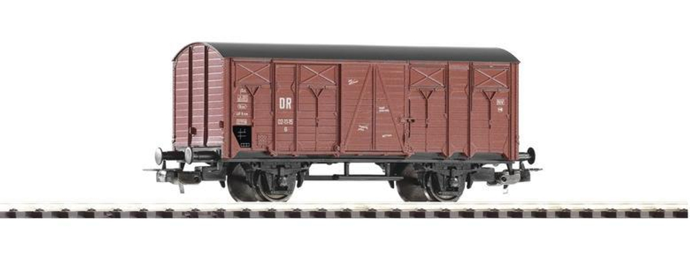 Крытый грузовой вагон DR III