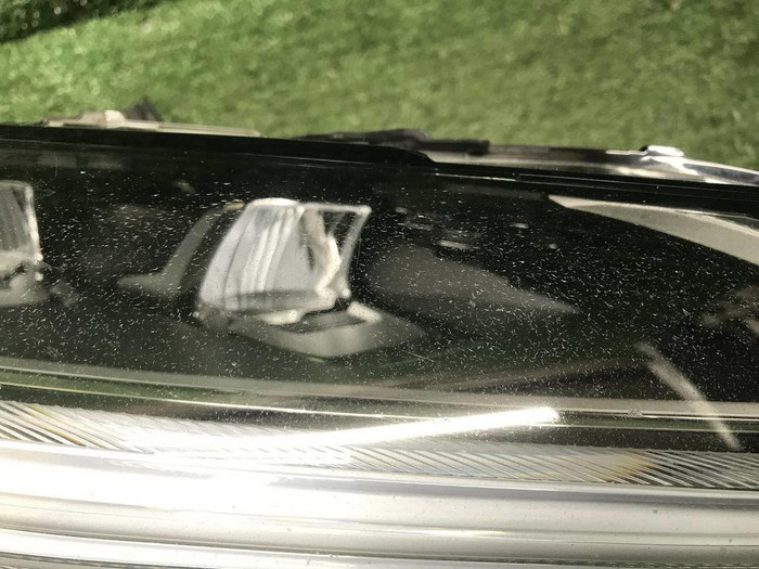 Фара правая Volvo XC60 2 (2017-2021) LED