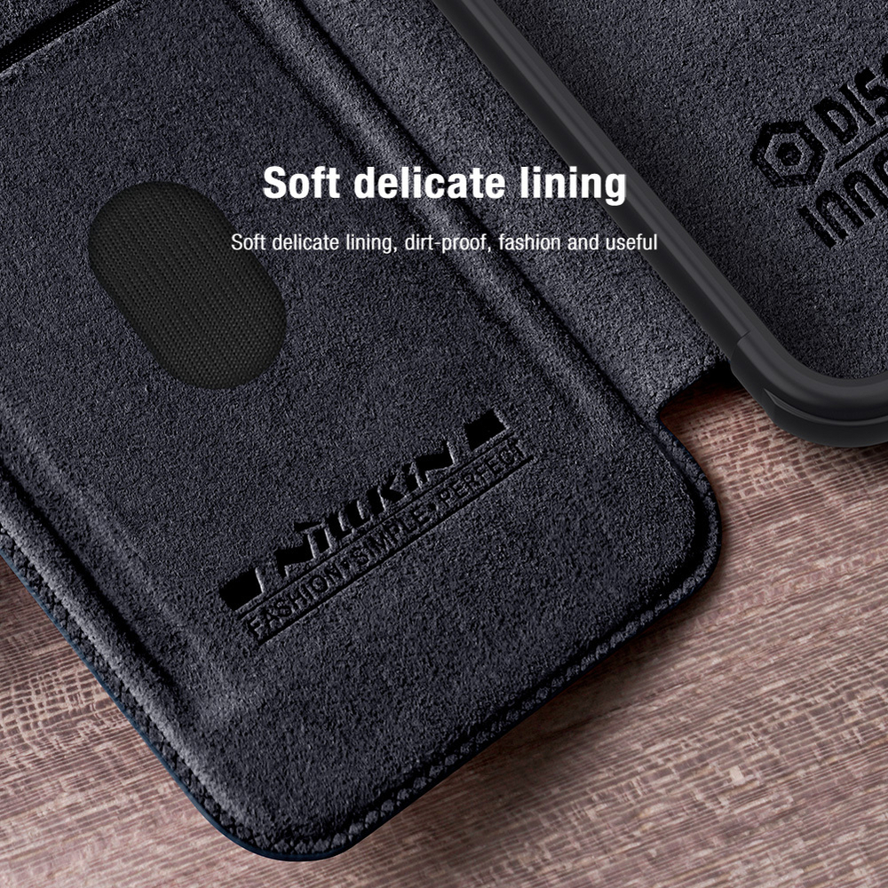 Кожаный чехол книжка черного цвета от Nillkin для Samsung Galaxy S24 FE, серия Qin Pro Leather с защитной шторкой для камеры