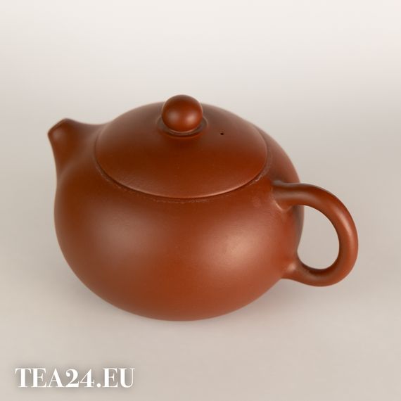 Чайник из исинской глины (Чжу Ни)