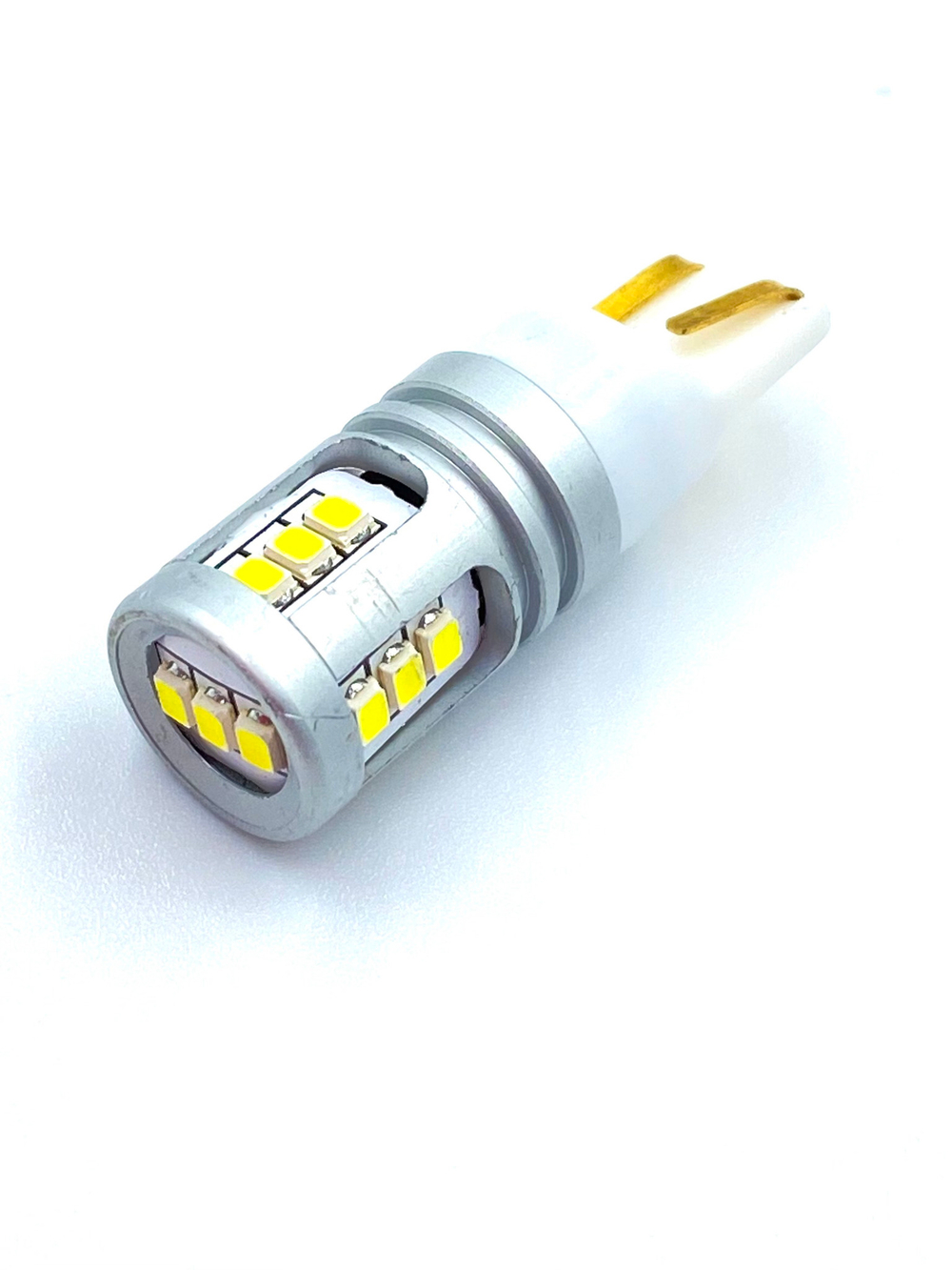 Лампа светодиодная бесцокольная Обманка T10 15 SMD Биполярная Аналог W5W Свет белый 9/32V