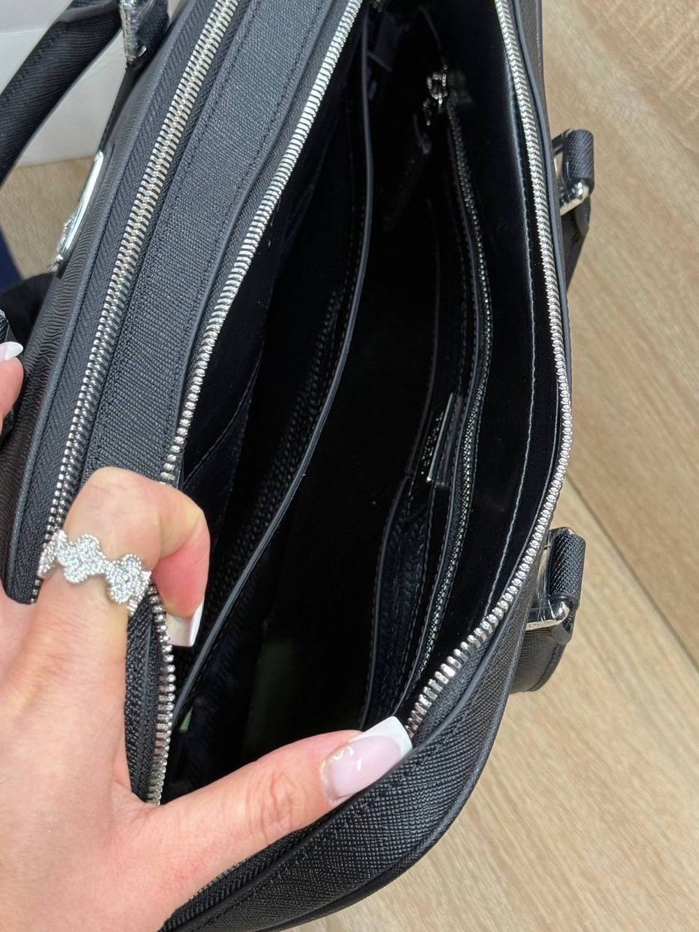 Портфель Prada