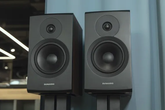 Dynaudio Emit 20 New Walnut
