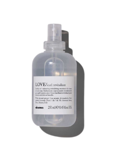 Davines LOVE Curl Revitalizer 250 ml — спрей для освежения кудрей