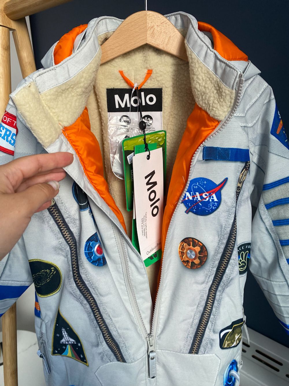 Новый утепленный комбинезон Molo, 110
