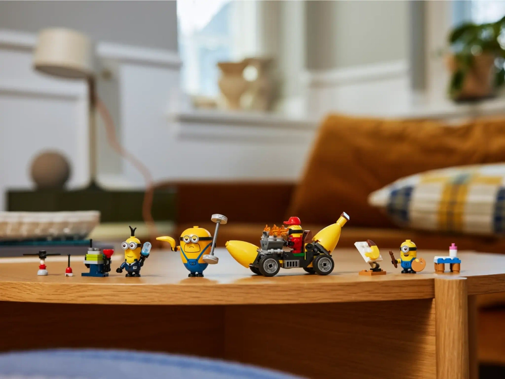 Конструктор LEGO Гадкий я 4 75580 Миньоны и автомобиль-банан