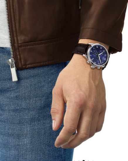 Мужские швейцарские часы Tissot T116.617.16.042.00 с хронографом на руке