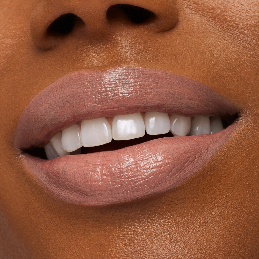 MAC Cosmetics MACximal Sleek Satin Lipstick - Кремовая помада увлажняющая оттенок Blankety, 3 g
