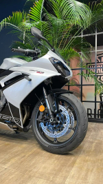 Triumph Daytona 660, 2024