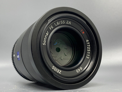 Sony FE 55mm 1.8 ZA* Carl Zeiss Sonnar T SEL55F18Z