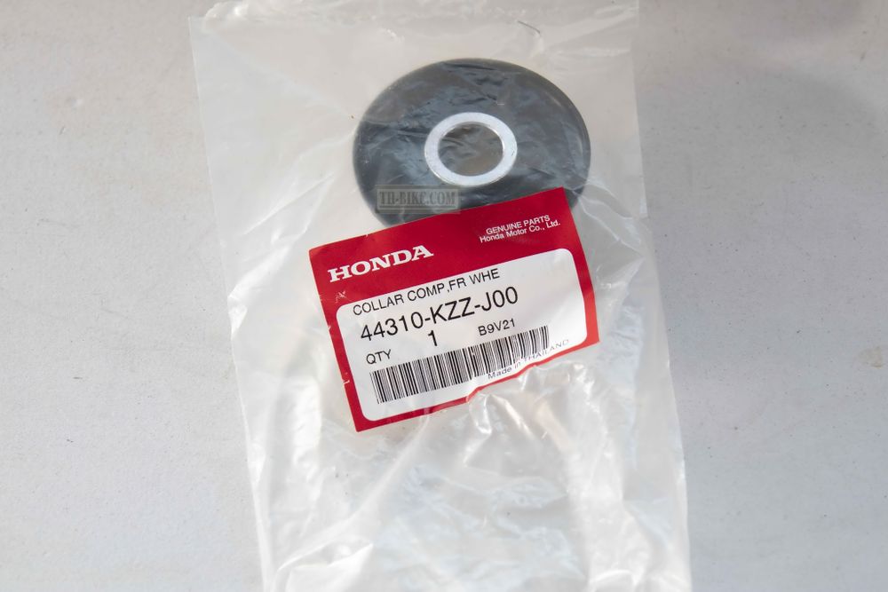 44310-KZZ-J00. COLLAR COMP., FR. WHEEL SIDE. Honda CRF250L-Rally250 (17-20), CRF300 all.