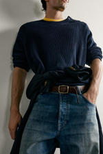 СВИТЕР КЛАССИЧЕСКОГО КРОЯ С ПУГОВИЦАМИ НА ПЛЕЧЕ — ZARA