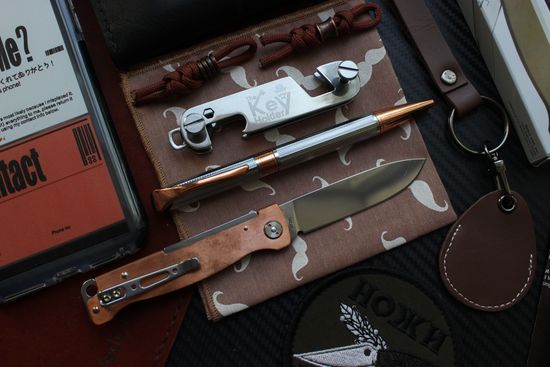 Складной нож Boker 01BO852 Atlas Copper c клинком из стали Sandvik™ 12С27, рукоять медь