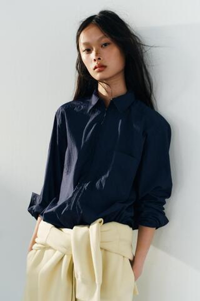 РУБАШКА ИЗ ТЕХНИЧЕСКОЙ ТКАНИ НА МОЛНИИ — ZARA