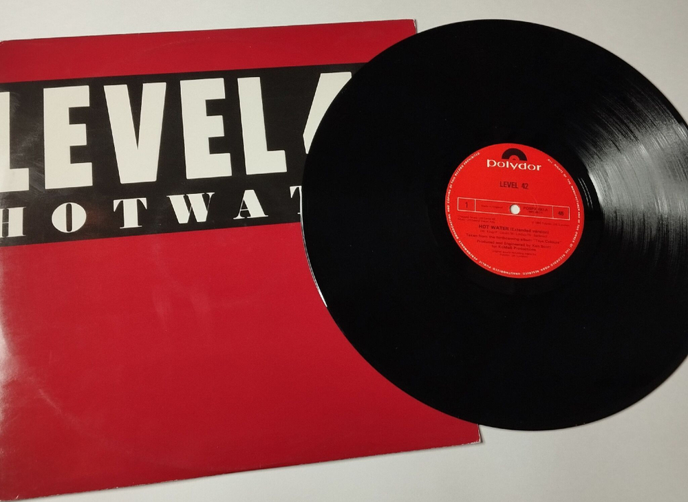 Винтажная виниловая пластинка LP Level 42 Hot Water (UK 1984) 45 RPM, Maxi Single