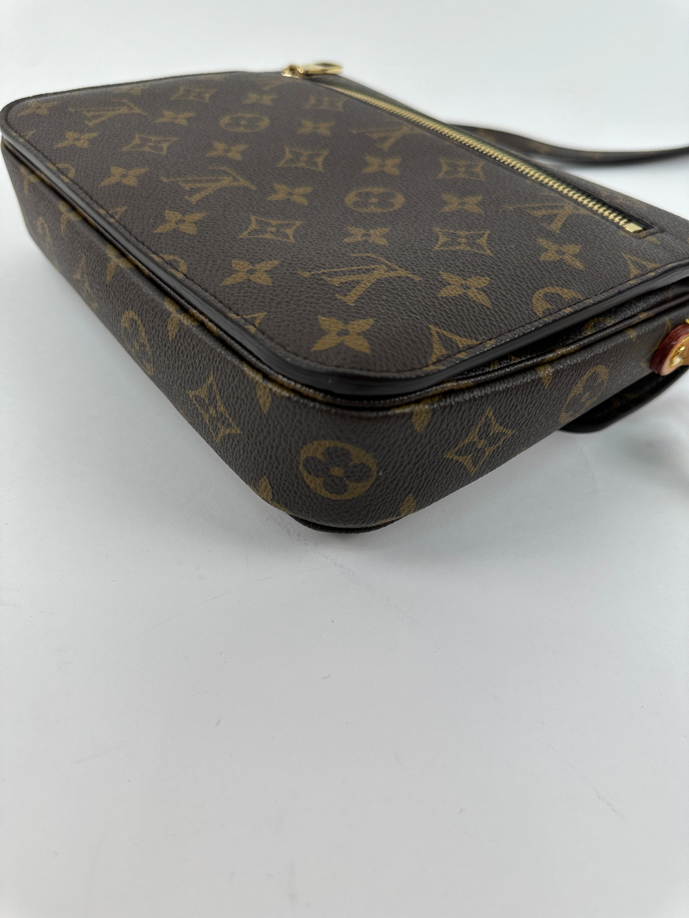 Сумка Louis Vuitton Pochette Metis