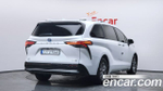 Toyota Sienna 2.5 Hybrid AWD — 2023