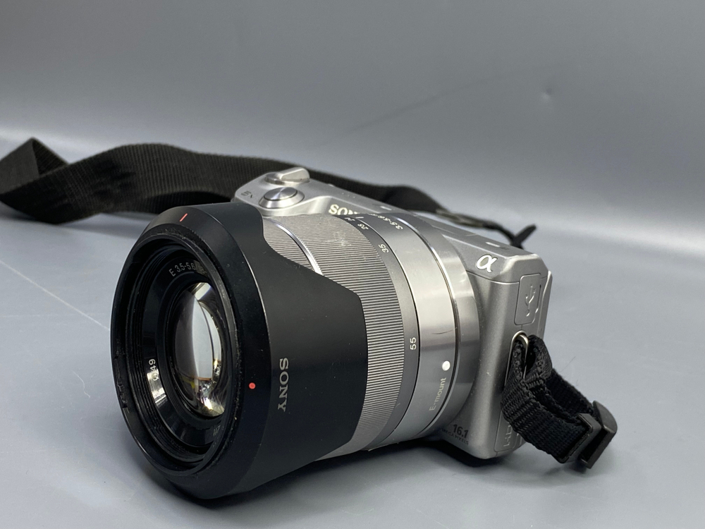 Sony NEX-5N + 18-55mm