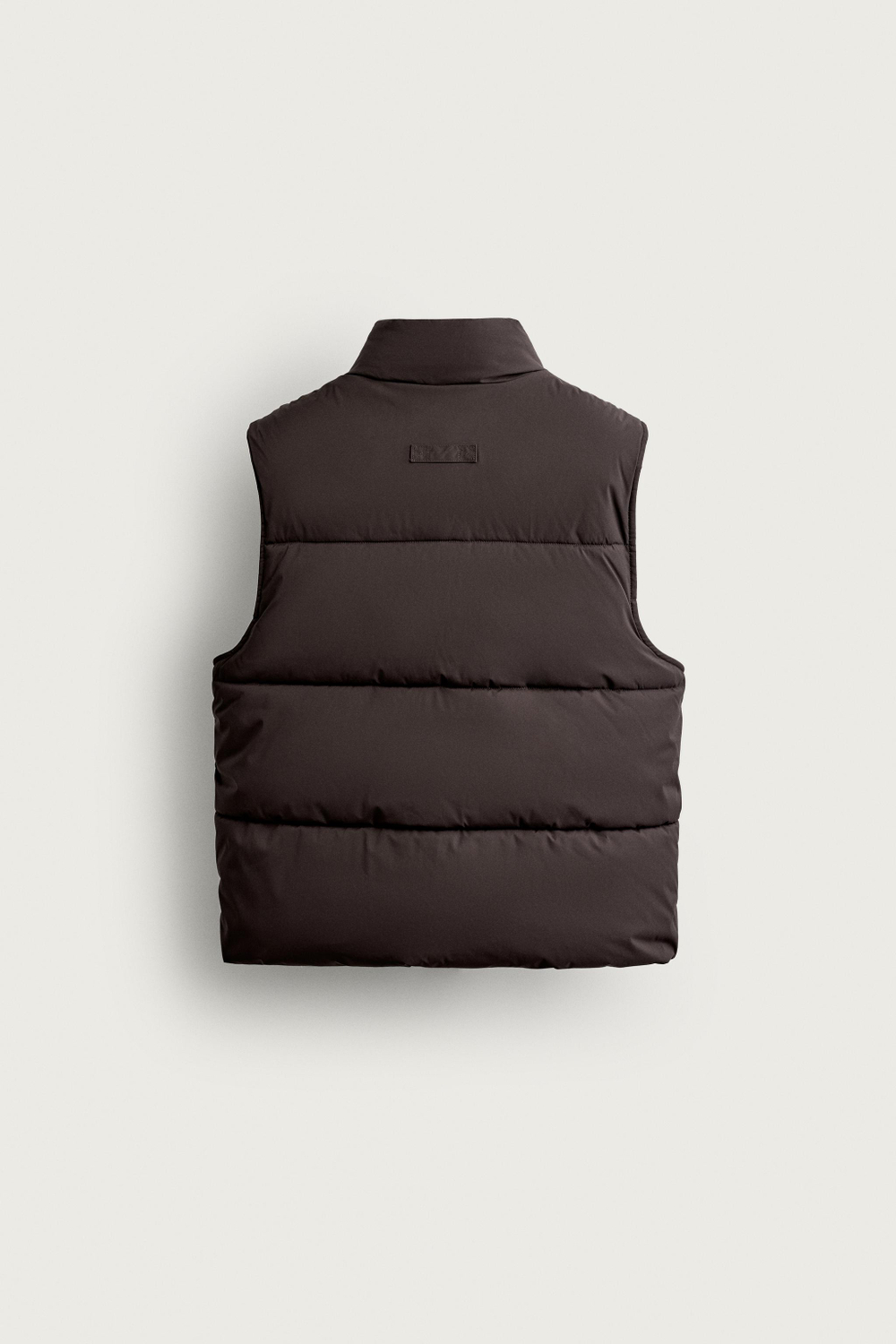 СТЕГАНЫЙ ЖИЛЕТ ИЗ ТЕХНИЧЕСКОЙ ТКАНИ — ZARA