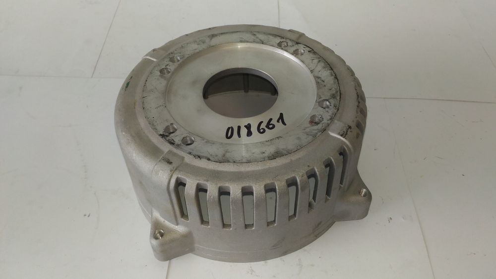 Крышка генератора задняя (к двигателю) SDG12 000 /Alternator front cover