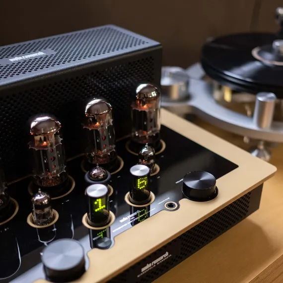 Audio Research I/50 Black
