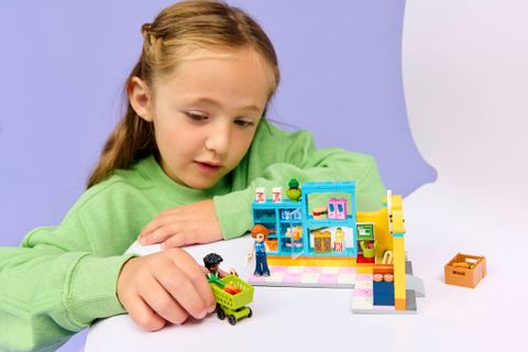 Конструктор LEGO City 42680 Heartlake City Convenience Store